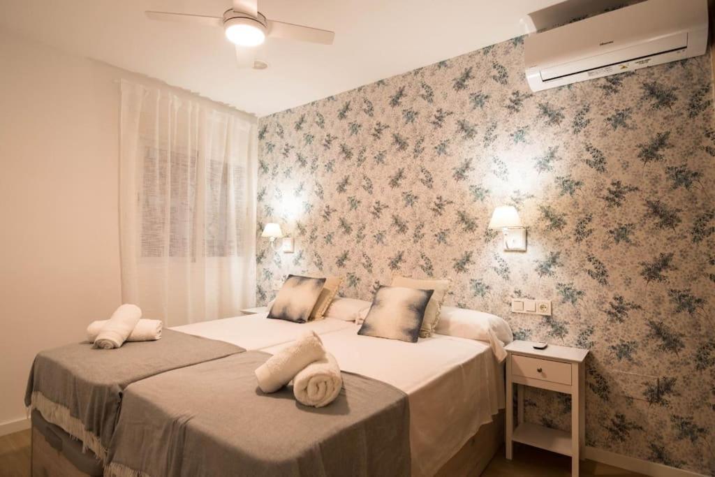 Luxury & Cosy City Center-Wifi マラガ エクステリア 写真