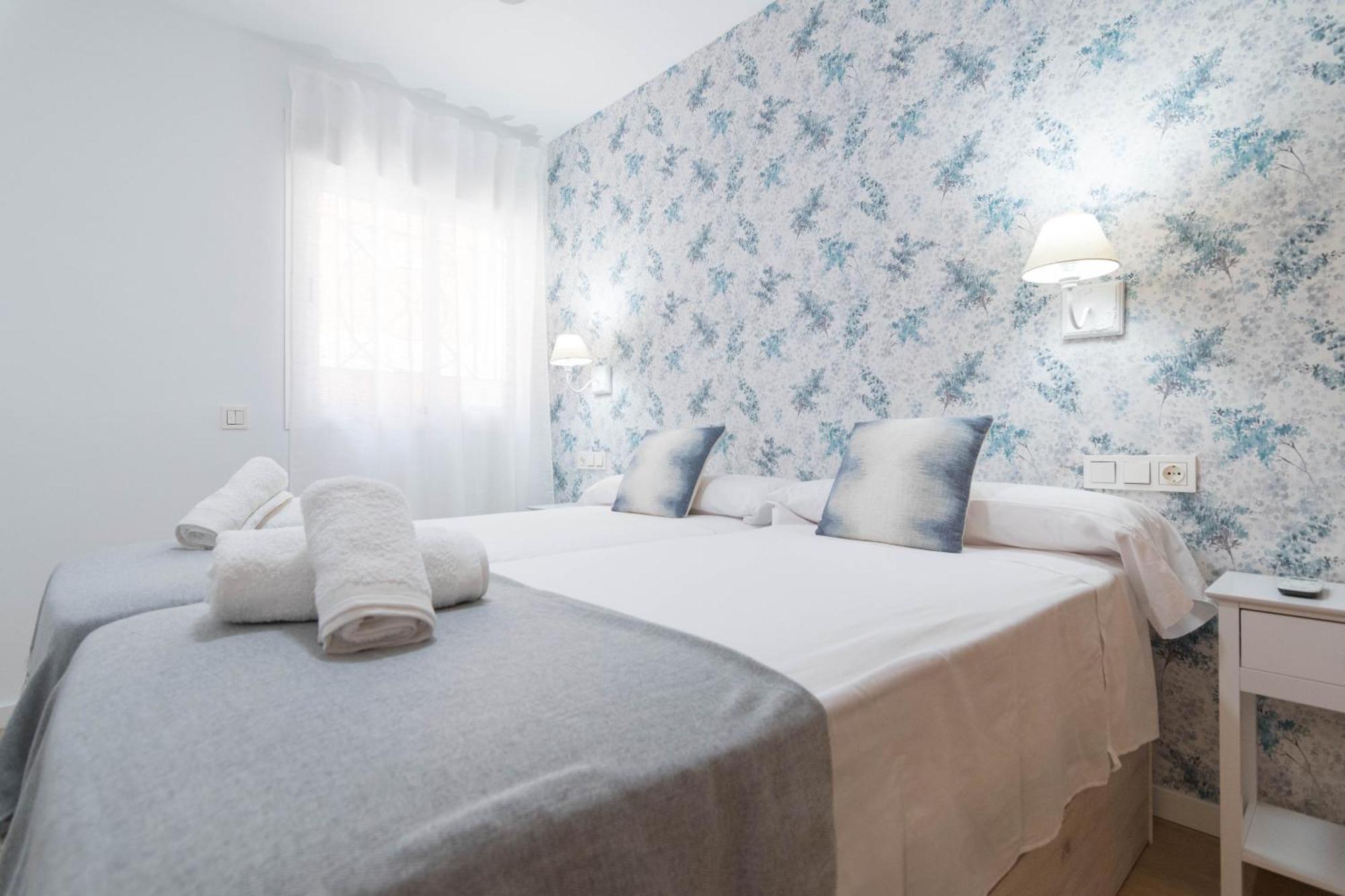 Luxury & Cosy City Center-Wifi マラガ エクステリア 写真